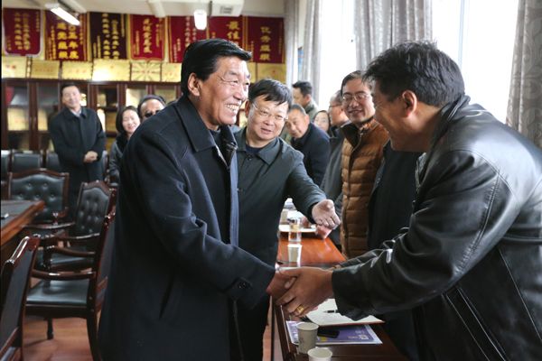 自治区人大常委会副主任 西藏大学党委书记尼玛次仁深入理学院调研指导工作