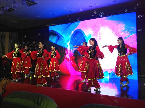 河南大学庆祝诺鲁孜节暨民族团结文艺晚会举行