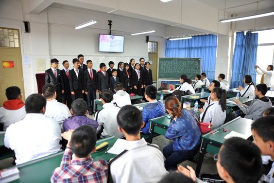 缅甸曼德勒省私立学校青少年代表团再次访问云大附中