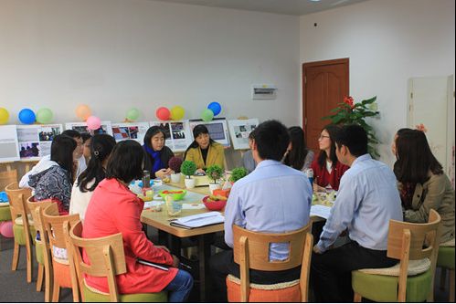 旅游管理学院举办服务学习专业课程研讨会