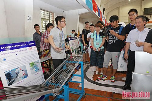 第七届全国大学生机械创新设计大赛广西赛区竞赛在我校举行